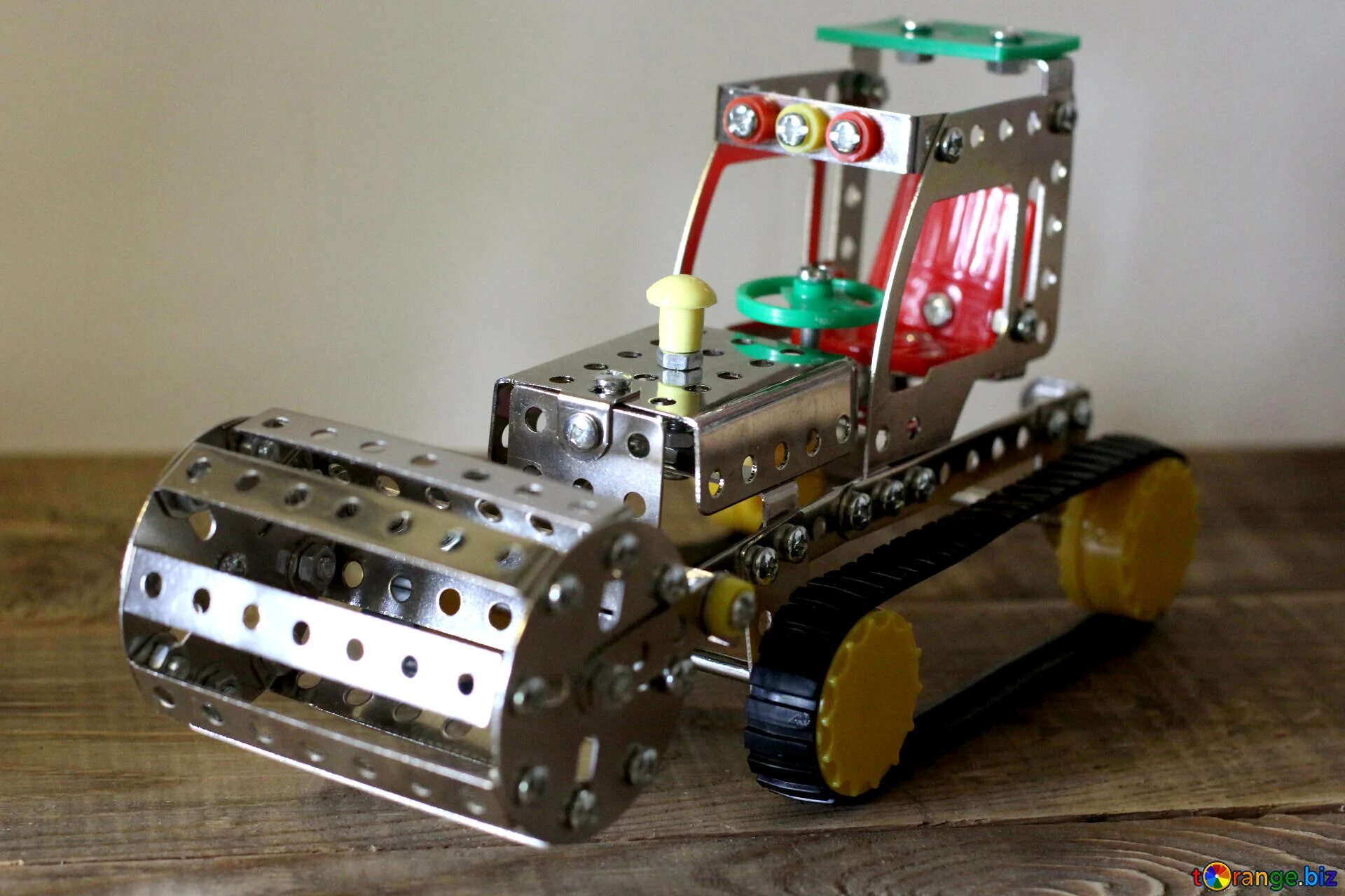 Поделки самоделки новые серии Homemade toy tractor free image - № 42303