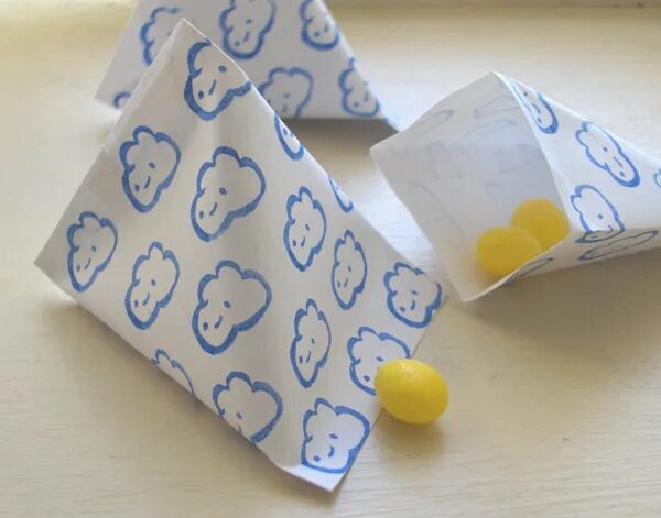 Поделки самоделки пакетики HOW TO - Paper Candy Party Favors - Make