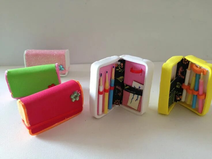 Поделки самоделки пенал How to make Doll School Supplies: pencil case & pencils Diy material escolar, Es