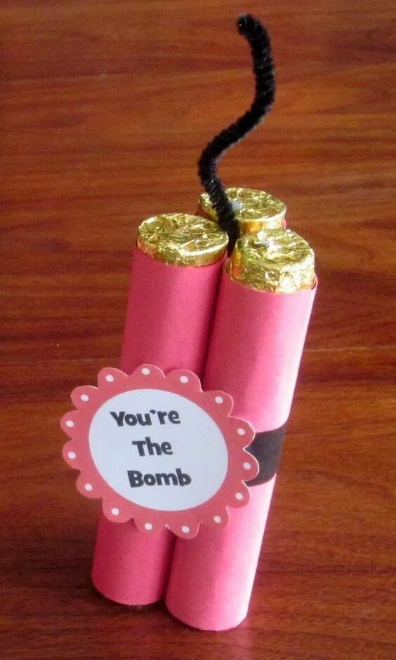 Поделки самоделки подарок на день рождения 33 Simple DIY Valentines Cards Perfect for Valentine's Day this Year Diy valenti