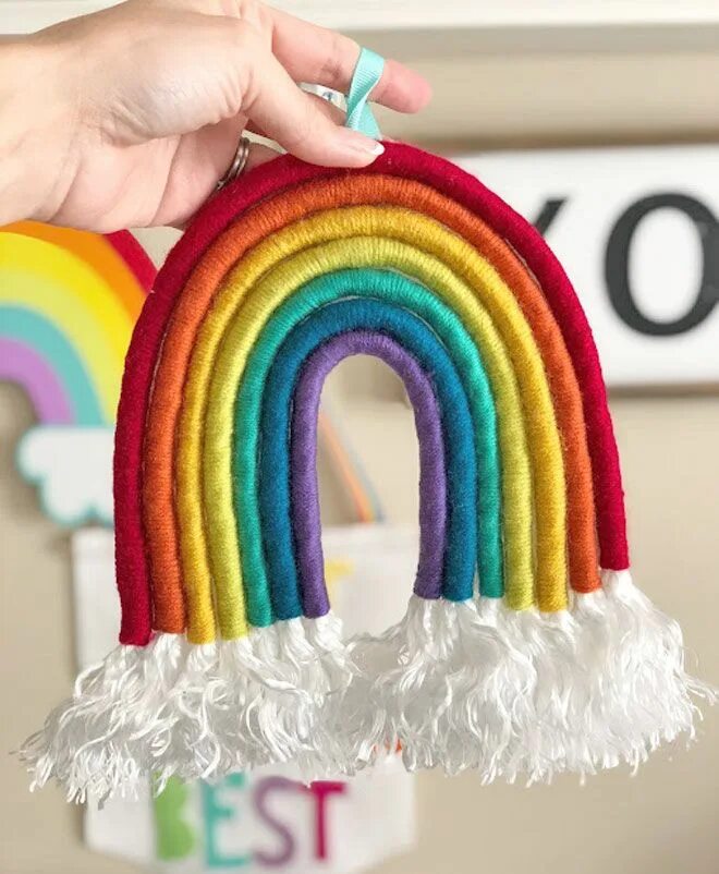 Поделки самоделки радужные 8 DIY rainbow wall hangings to make for the nursery Rainbow crafts, Rope crafts,