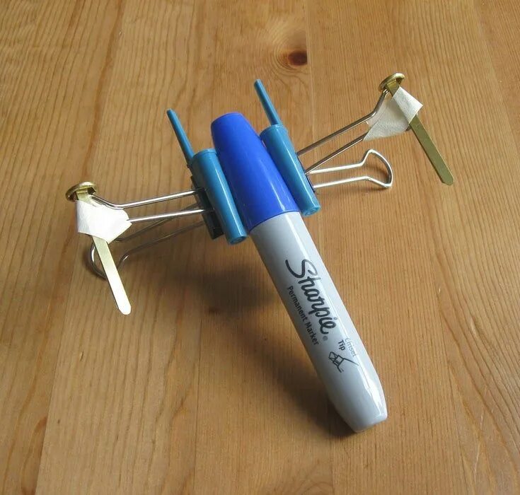 Поделки самоделки ручки X-Wing Fighter From Office Supplies X wing fighter, X wing, Star wars diy