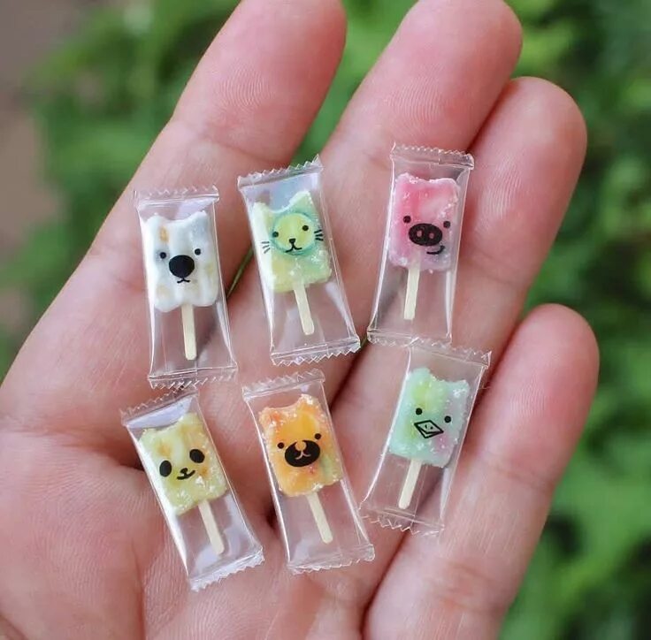 Поделки самоделки штучки Paletitas kawai ❤ Mini things, Polymer clay charms, Clay charms