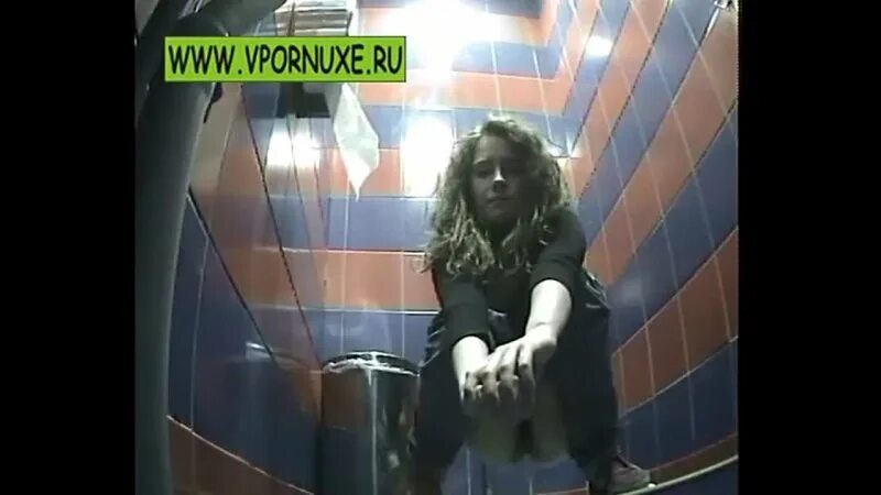 Подглядывание в туалете ссср фото школа Скрытая камера в женском туалете watch online