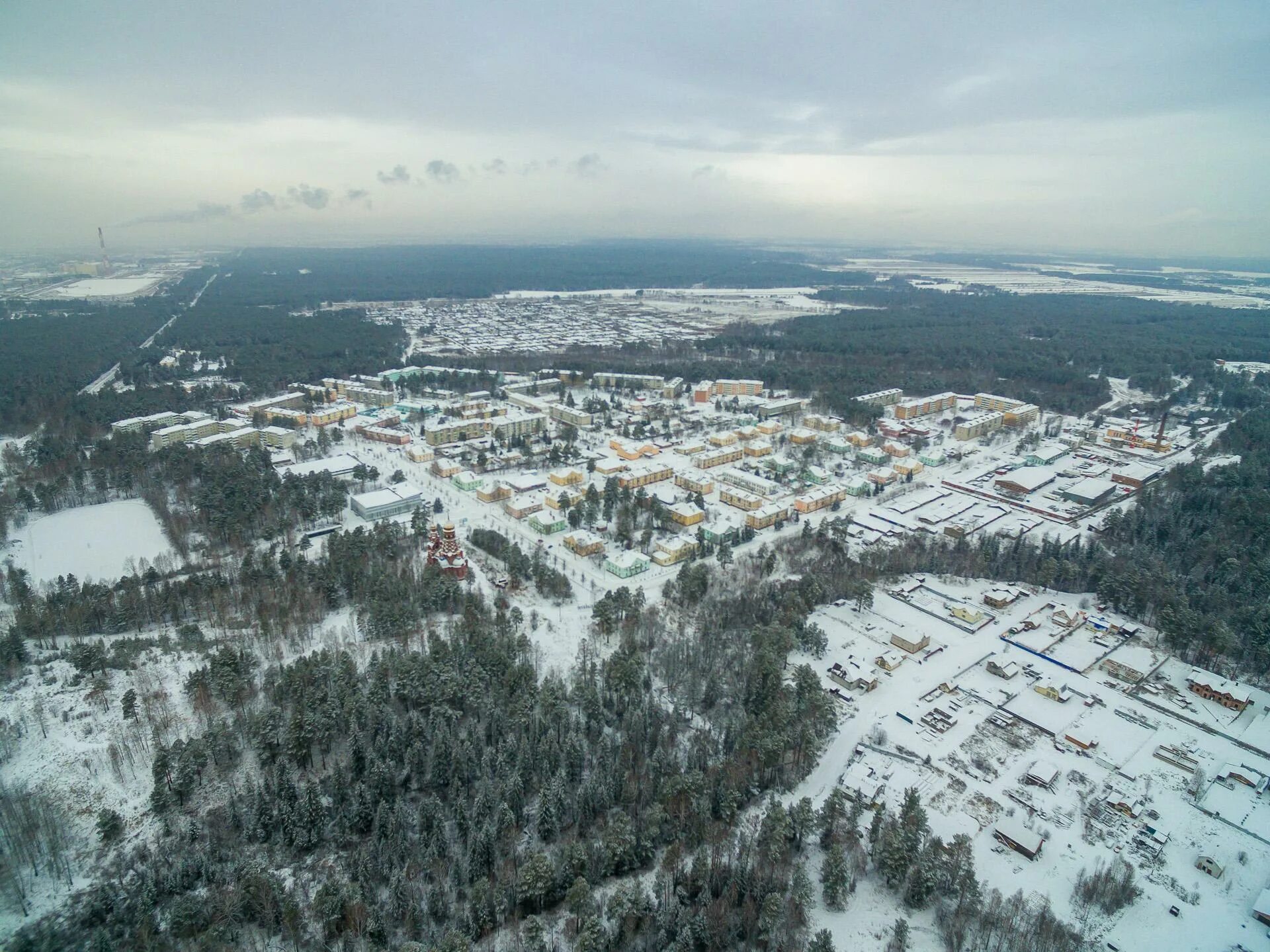 Подгорный красноярский край фото Можно ли жить в "Подгорном"?: оцениваем квартиры и дворцы некогда закрытого посё