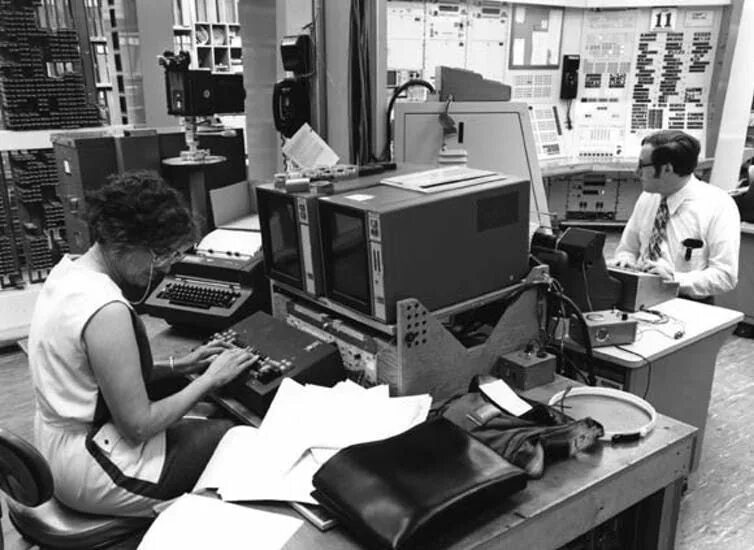 Подготовить материал об истории создание интернета фото How the Internet was born: the ARPANET Comes to Life Internet history, Computer 