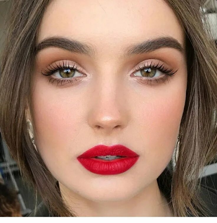 Подходящий макияж Pin on Beauty Red lip makeup, Red lips makeup look, Blush makeup