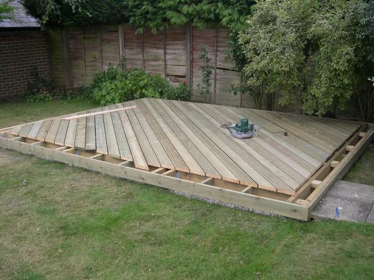 Подиум для беседки своими руками Home Decking Ideas - Sun Deck in Berden Deck garden, Patio deck designs, Pergola