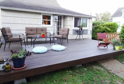 Подиум на даче своими руками How To Build A Beautiful Platform Deck In A Weekend Patio, Platform deck, Buildi