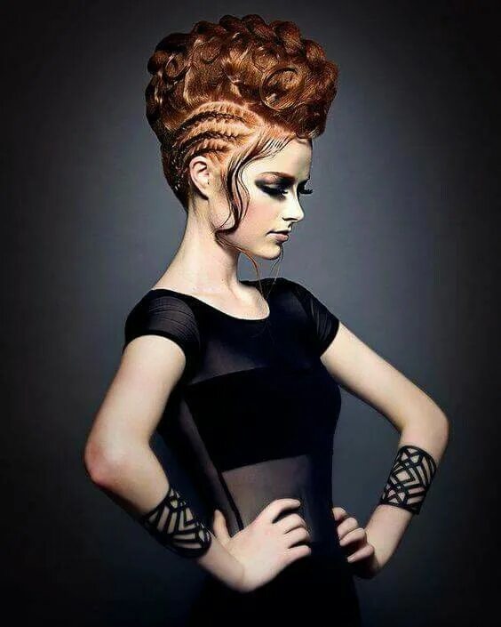 Подиумные прически 2024 Pin by KB's Way... on Hair Strands.... Artistic hair, Hair art, Long hair styles
