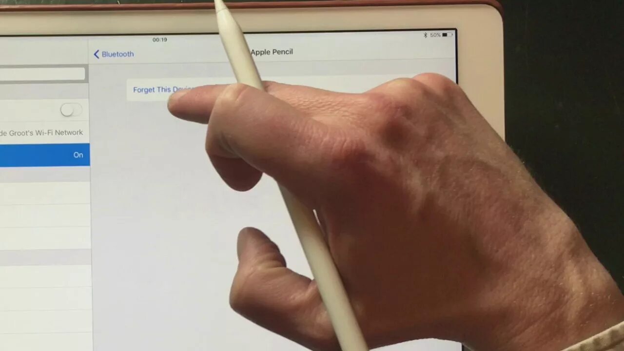 Подключение apple pencil 1 iOS 10.2 Apple Pencil Not Working - Solution - YouTube