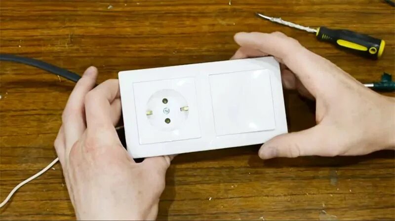 Подключение блока комбинированного выключатель розетка Как правильно подключить розетку и выключатель HeatProf.ru