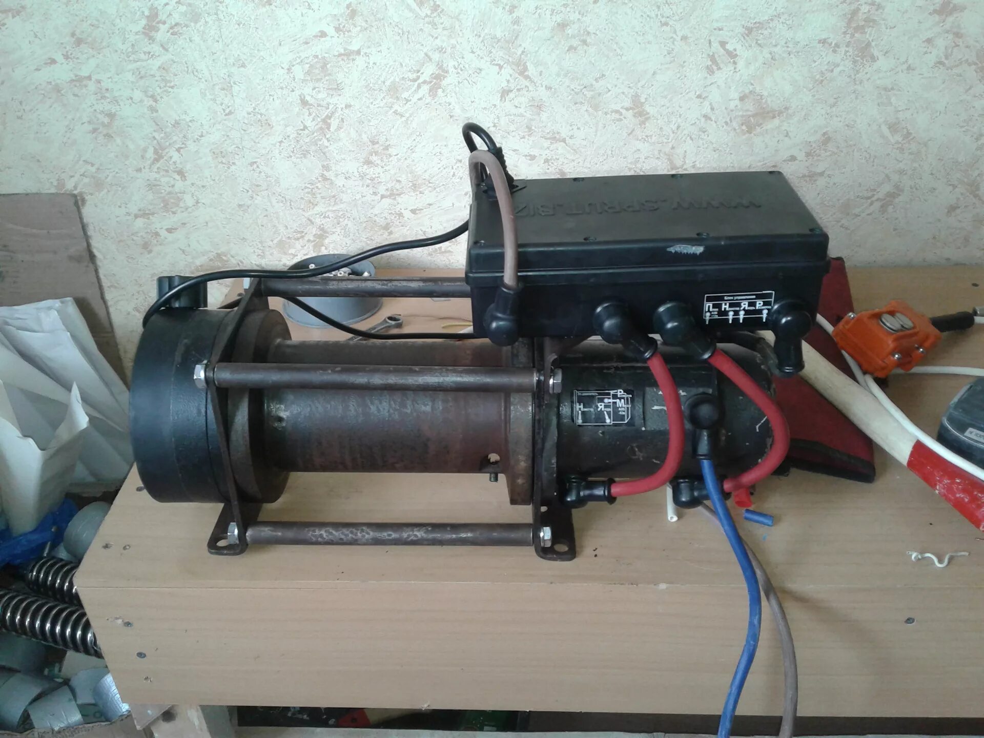 Подключение блока лебедки Восстановление лебедки SPRUT 9000, изготовление клюза для лебедки своими руками 