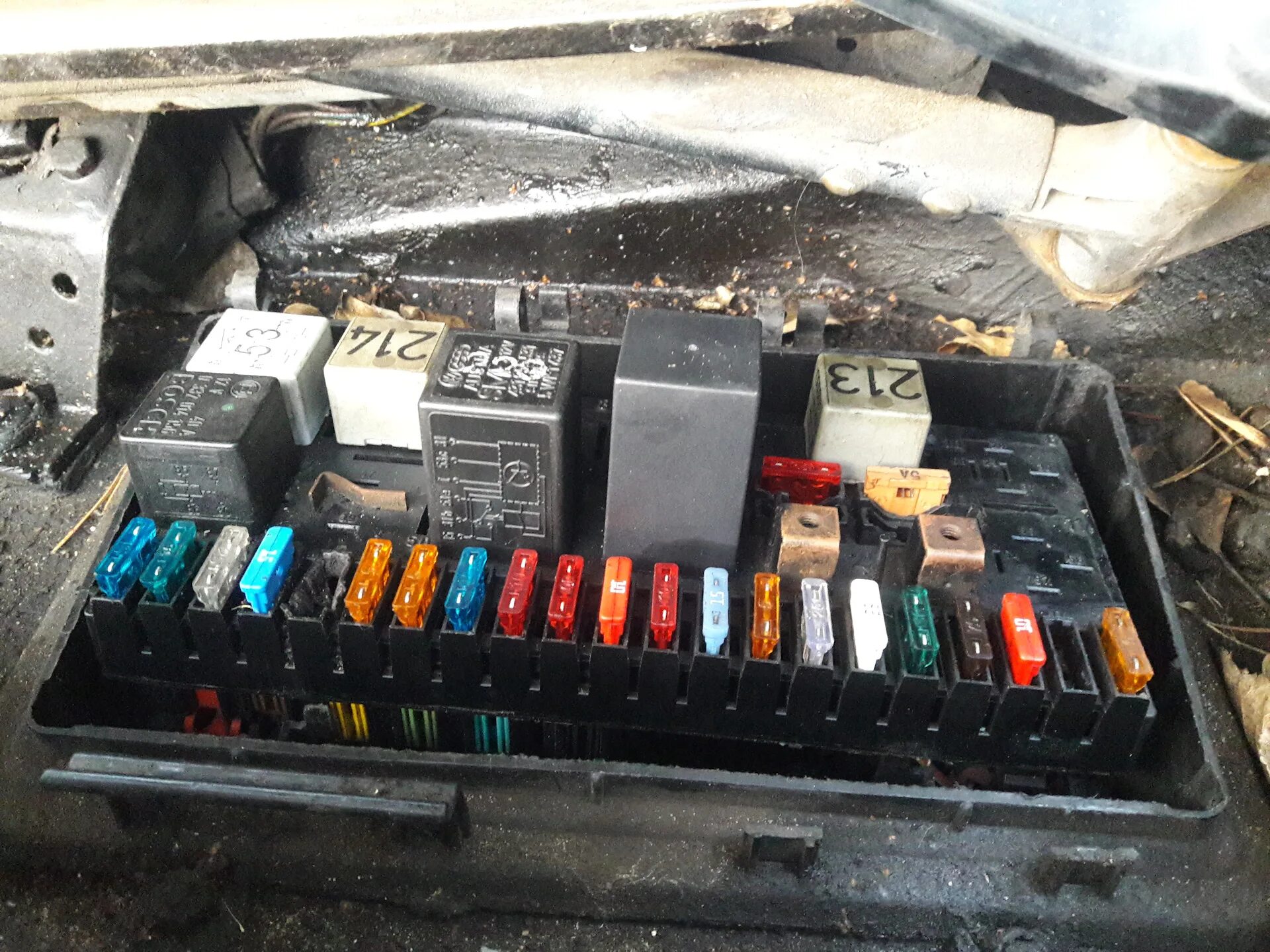 Подключение блока предохранителей ауди 80 Вентилятор радиатора, блок предохранителей - Audi 90 (B3), 2,2 л, 1987 года поло