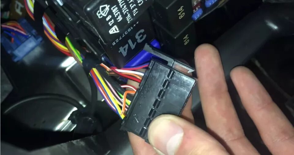 Подключение блока центрального замка лада гранта Гранта реле центрального замка 60 фото - KubZap.ru