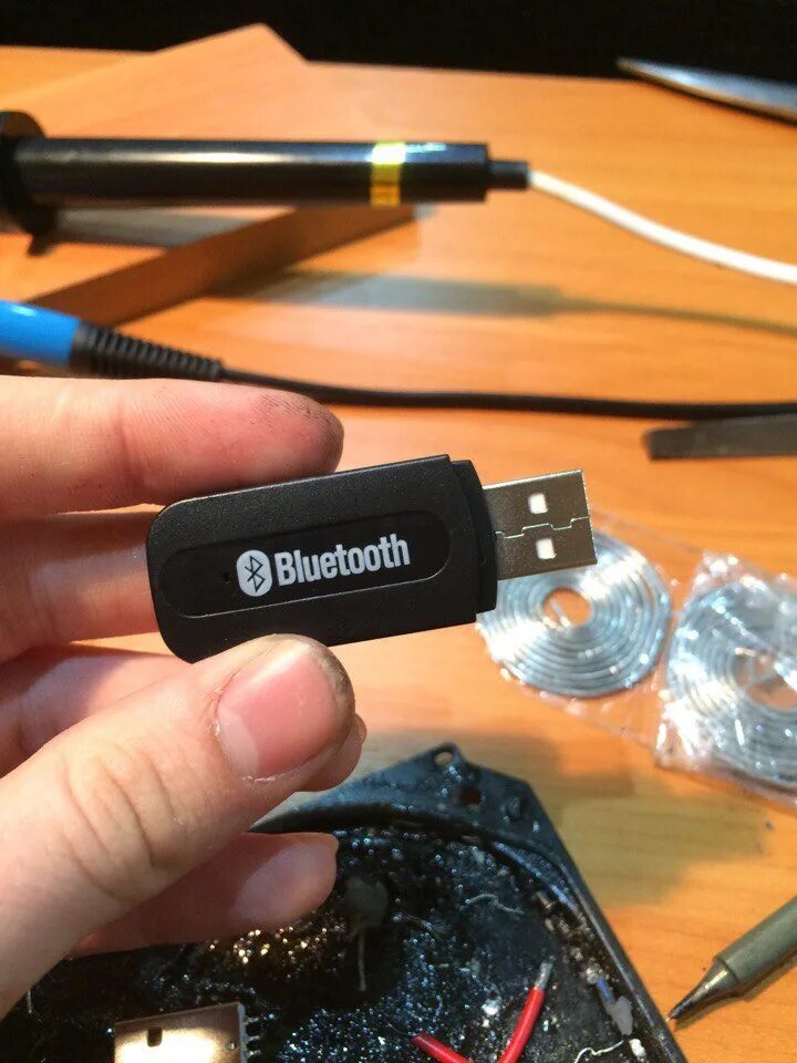 Подключение блютуз адаптера к магнитоле Слушаем музыку на Pioneer-MVH150UB через Bluetooth - Lada 2115, 1,8 л, 2008 года