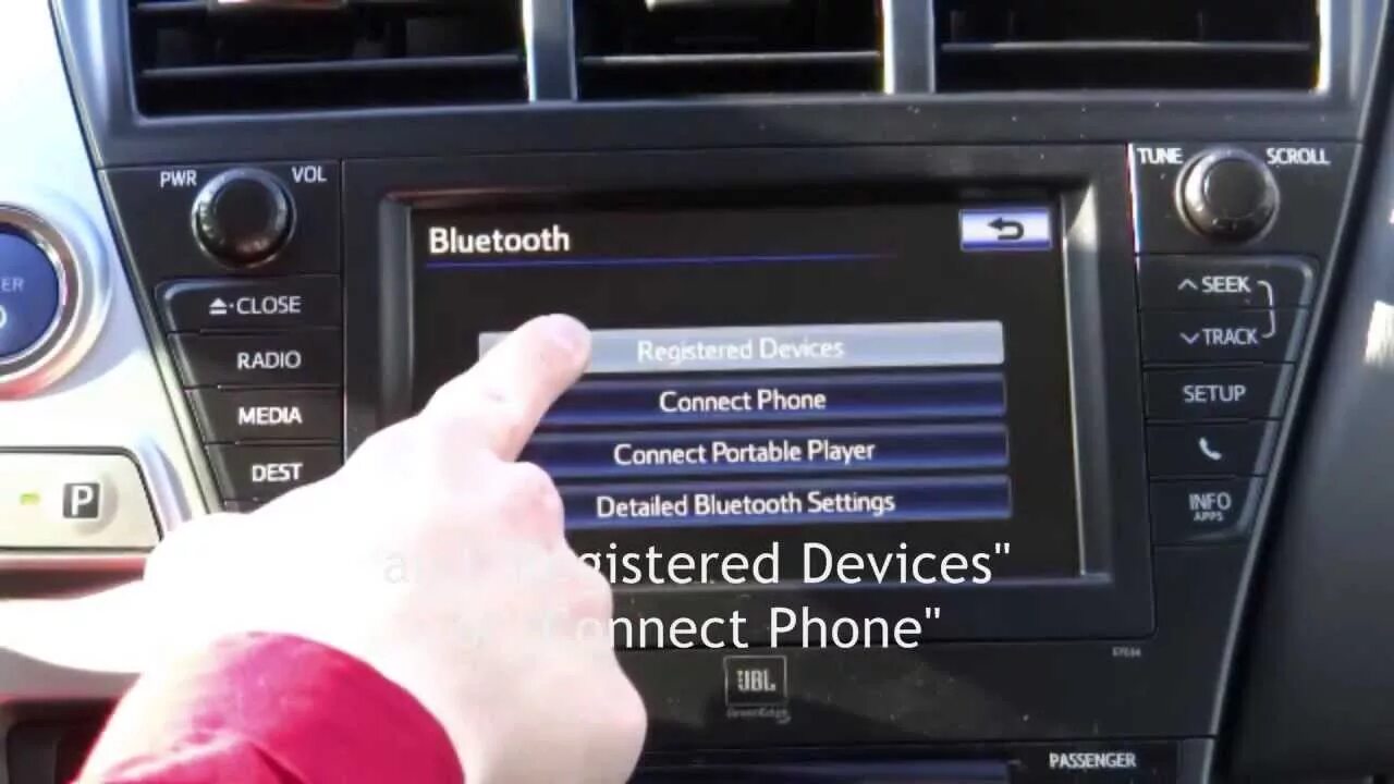 Подключение блютуз к магнитоле тойота How to Pair Bluetooth: Toyota Premium HDD Nav with Entune - YouTube
