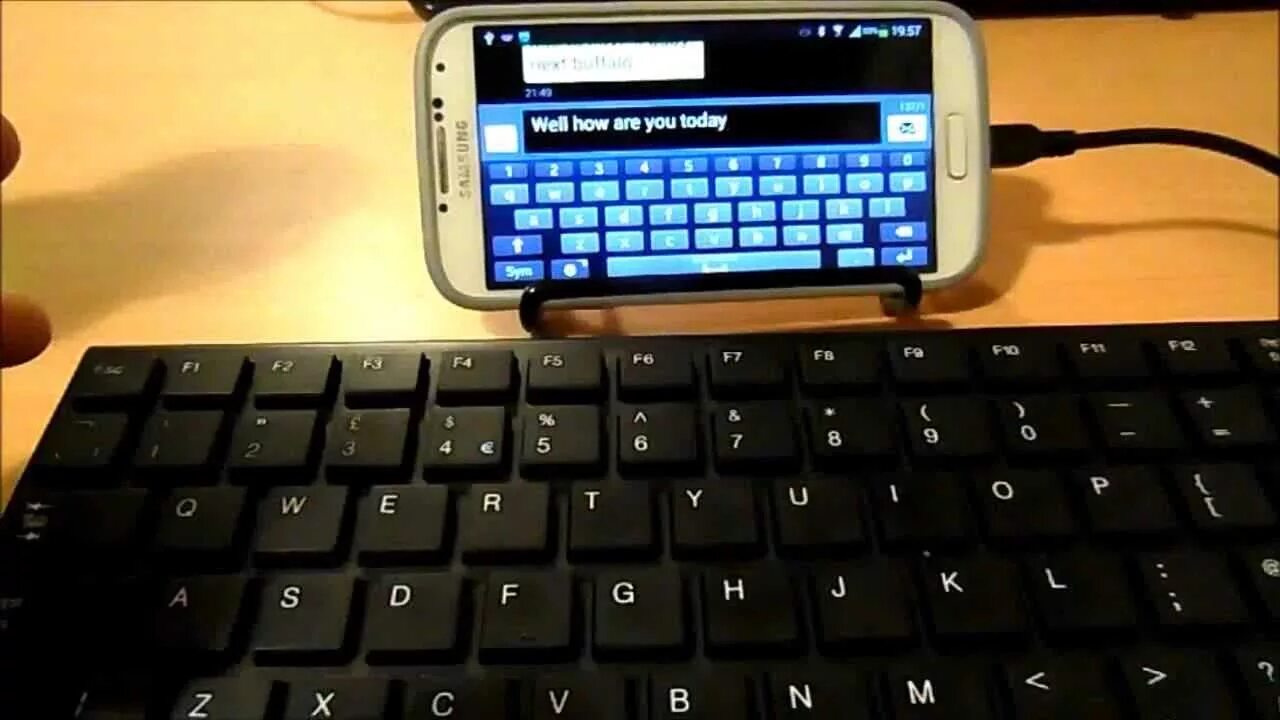 Подключение блютуз клавиатуры к телефону Connecting Android Wireless Keyboard and Mouse to Android Phone - Samsung Galaxy