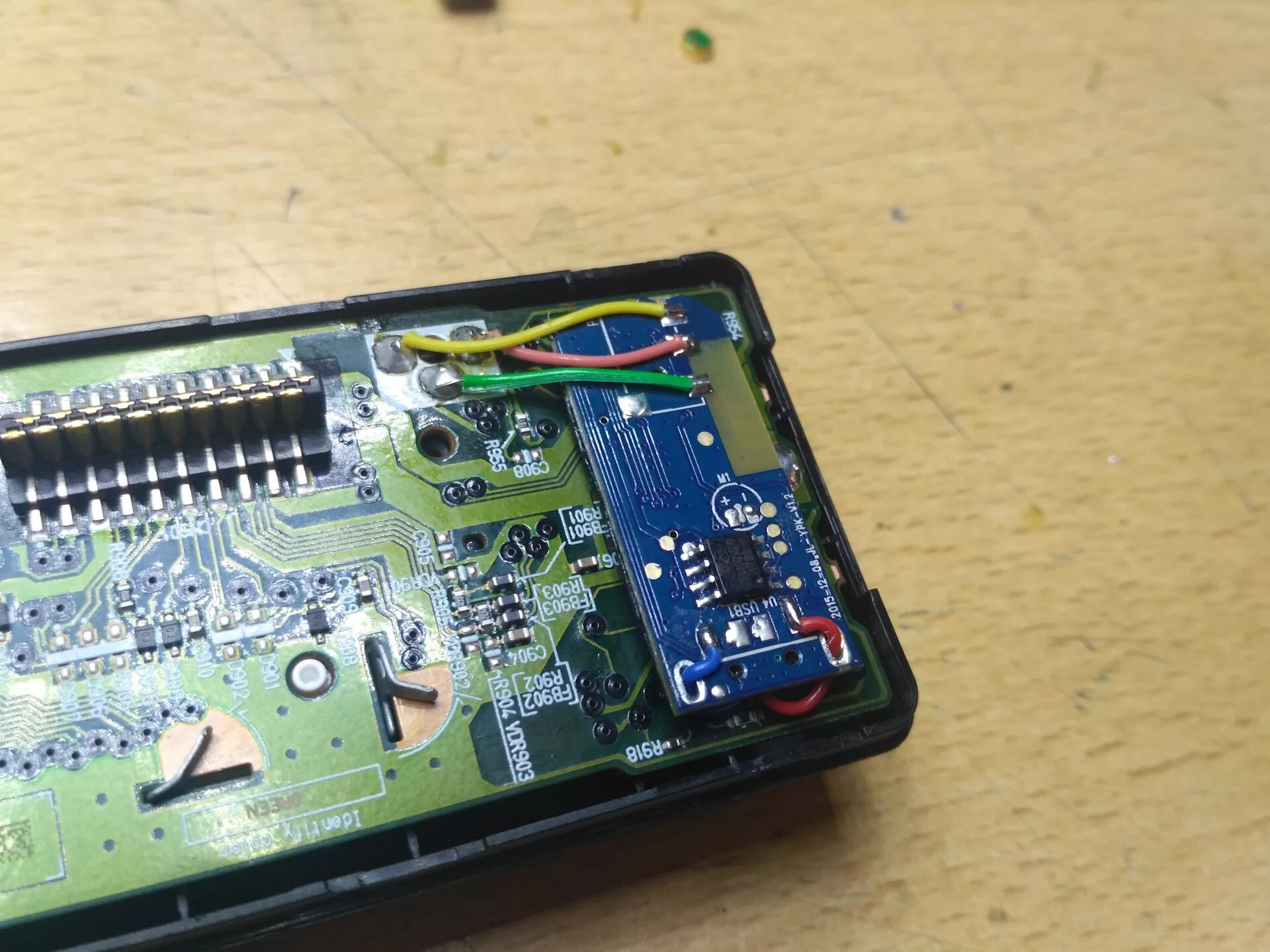 Подключение блютуз модуля к магнитоле без аукса Bluetooth в любую магнитолу с AUX - KIA Rio (2G), 1,4 л, 2007 года автозвук DRIV