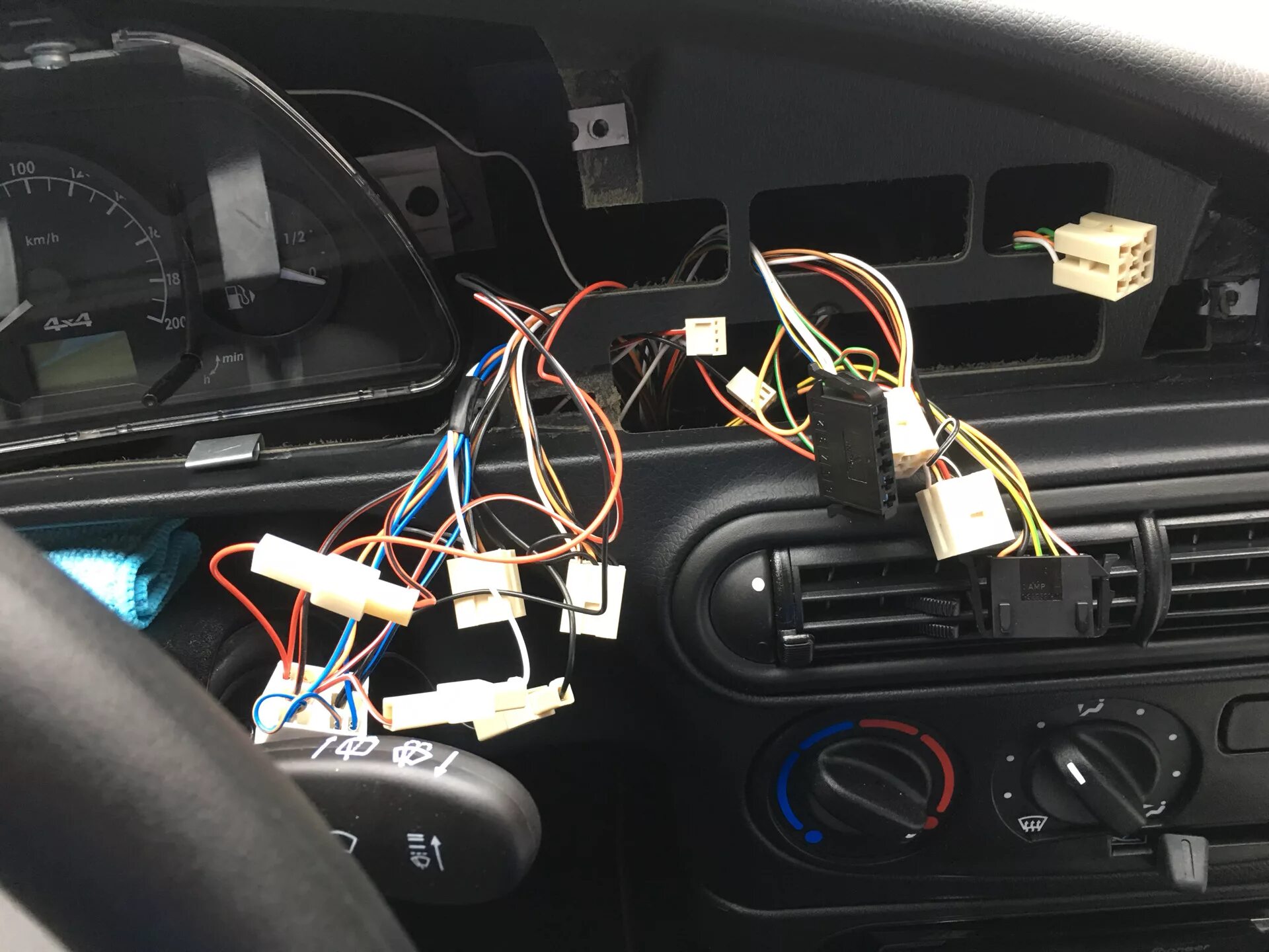 Подключение бортового компьютера на ниву шевроле Бк штат евро5 - Chevrolet Niva GLX, 1,7 л, 2018 года аксессуары DRIVE2