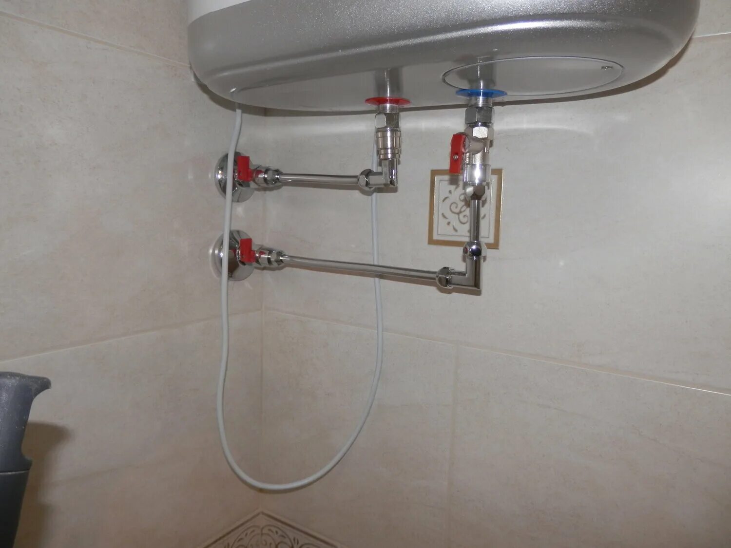 Подключение бойлера к водопроводу фото Сергей Логинов - Ремонт и строительство, Плиточные работы, Электромонтажные рабо