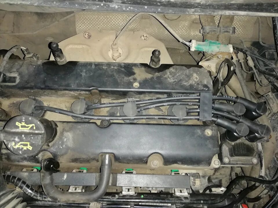 Подключение бронепроводов форд фокус 1 Поменял высоковольтные провода - Ford Fusion, 1,4 л, 2007 года своими руками DRI