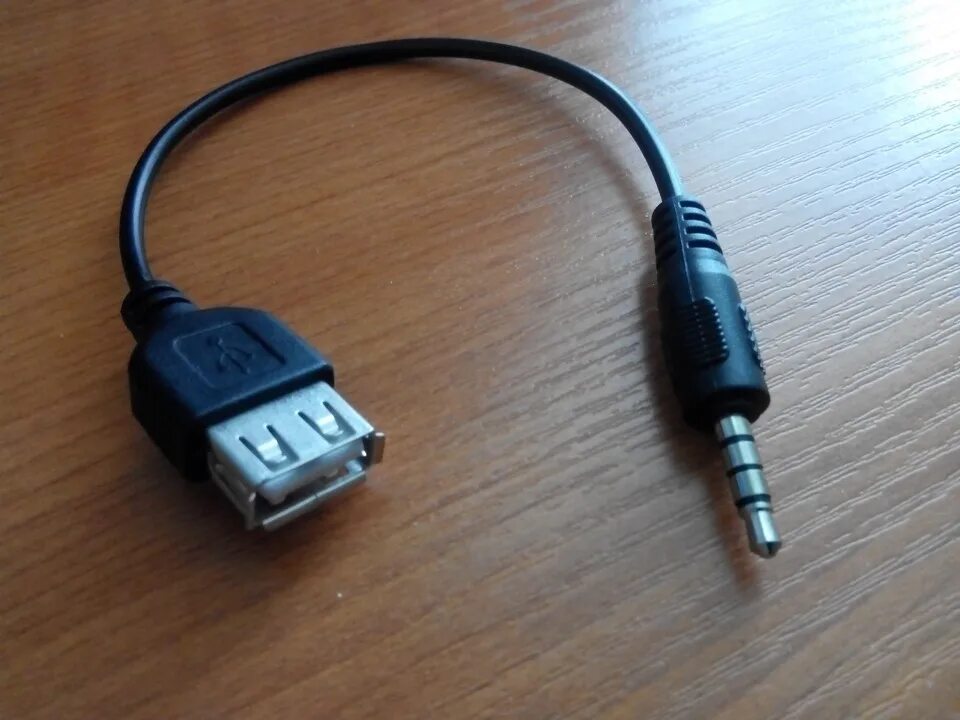 Подключение через аукс AUX подключить флешку USB - Skoda Octavia A5 Mk2, 1,6 л, 2012 года аксессуары DR