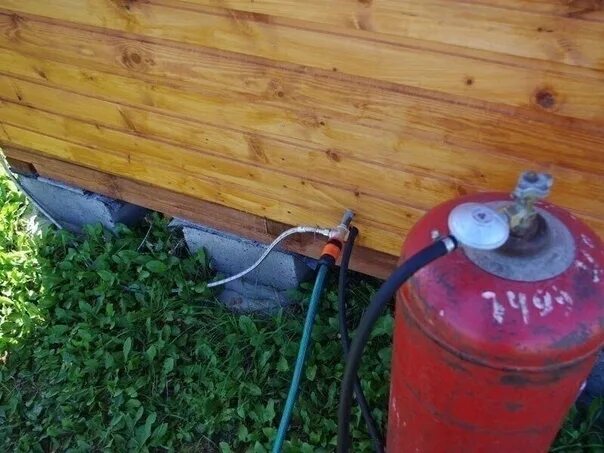 Подключение дачной плитки к магистральному газу #БаняДуш Дачный душ с газовой колонкой на балонном газе 2023 Поделки для дома и 