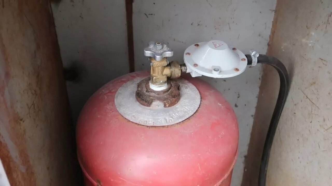 Подключение дачной плитки к магистральному газу Как Газифицировать свой дом если нет газа??? Подключаем Пропан - YouTube