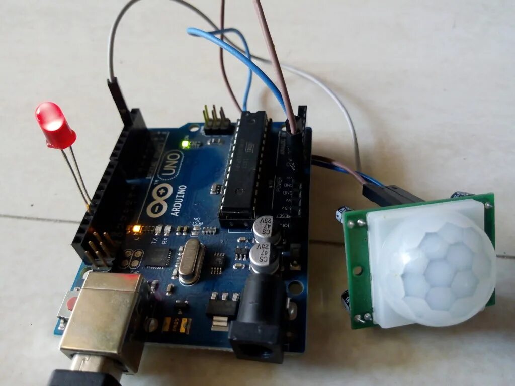 Подключение датчика движения arduino Pir Motion Detector With 16x2 Lcd And Arduino Board - vrogue.co