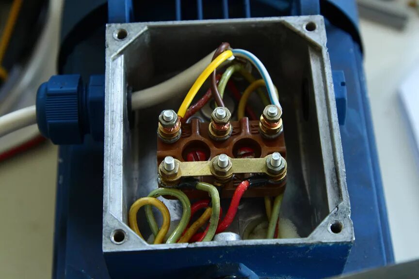 Подключение двигателя 220v Как правильно выбрать осушитель воздуха