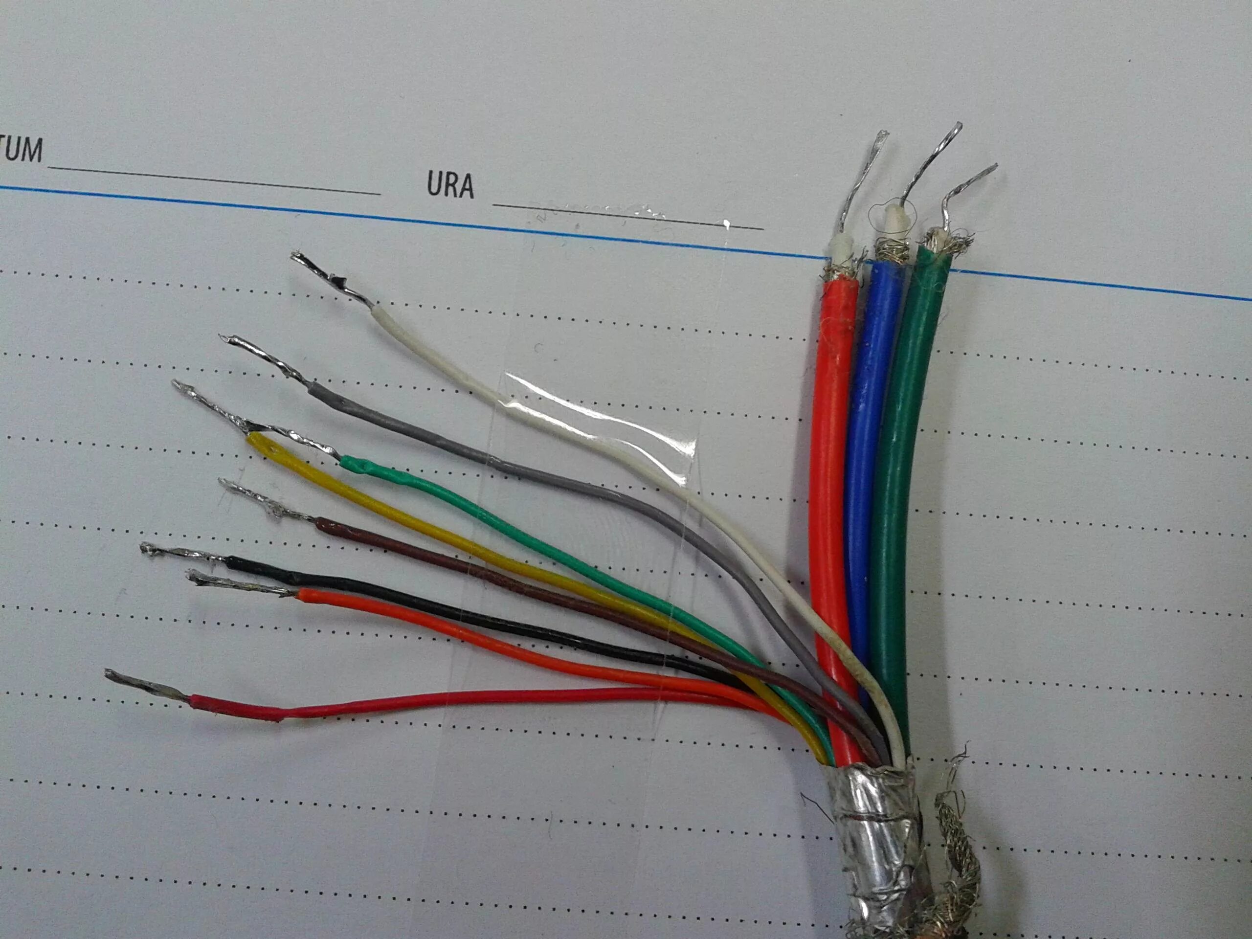 Подключение экрана провода Ruby versus Serrated repair vga cable Electrical Sleeping hand