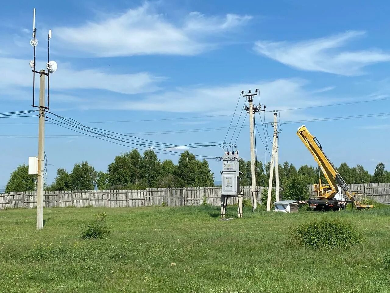 Подключение к электросетям в Рощино, цена подключения электричества под ключ от 