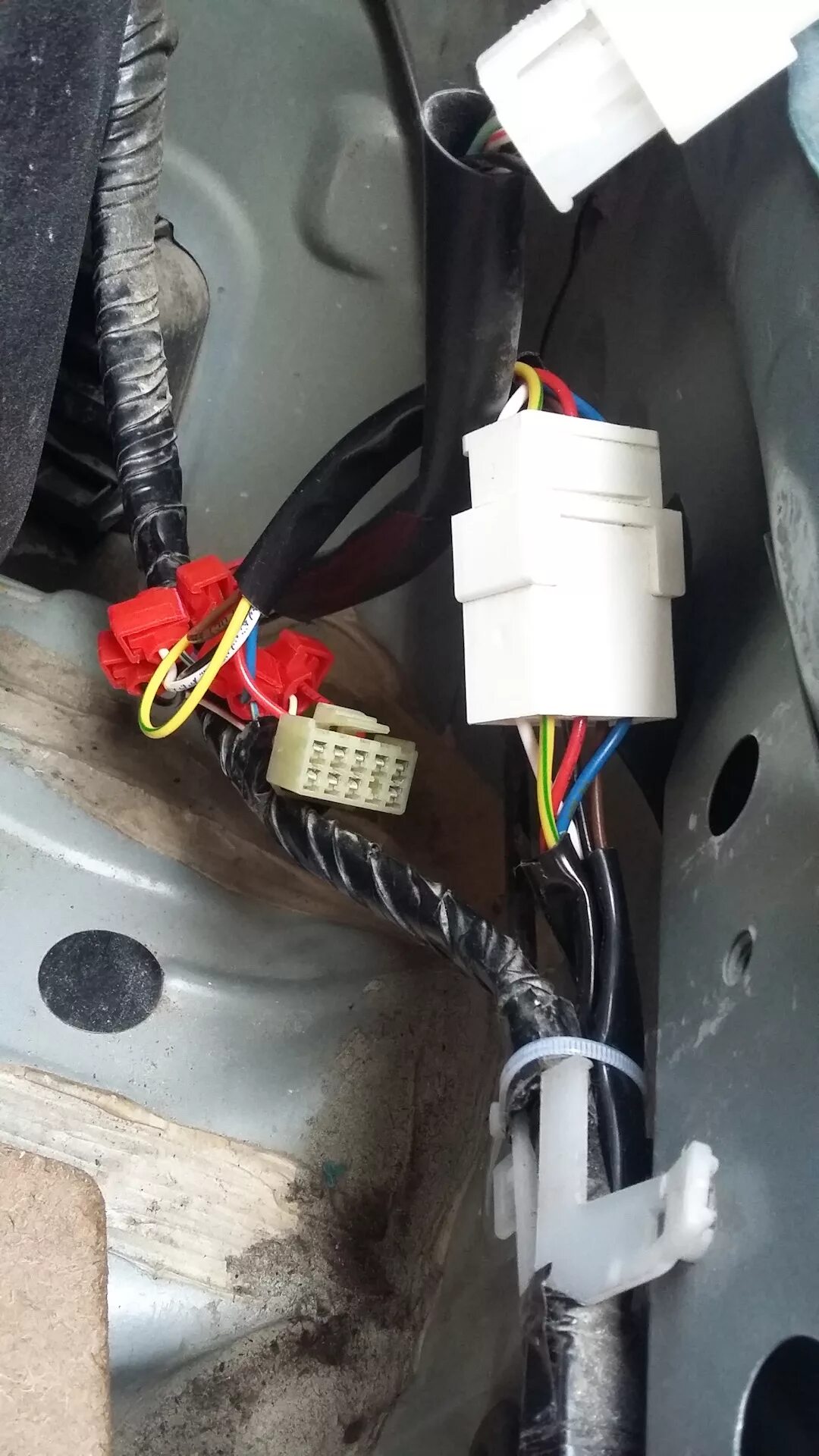 Подключение фаркопа рио 4 Подключение розетки прицепного. - Subaru Impreza (GD, GG), 1,5 л, 2007 года тюни