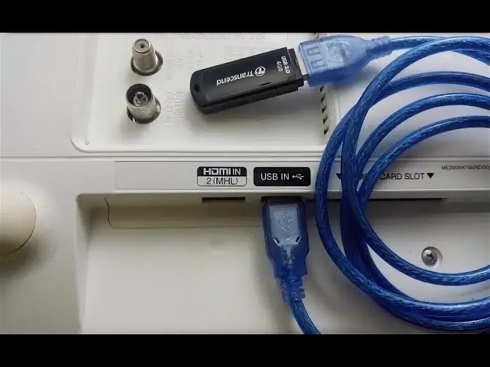 Подключение флешки к телевизору через usb We Need Better Placed USB Ports On TVs - YouTube