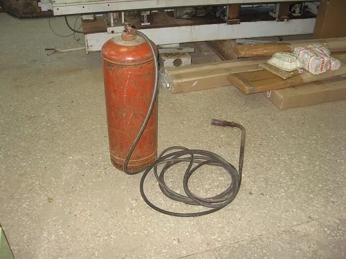 Подключение газовой горелки к баллону без редуктора Re: Нужен ли редуктор при подключении кровельной горелки к баллону? -- Форум вод