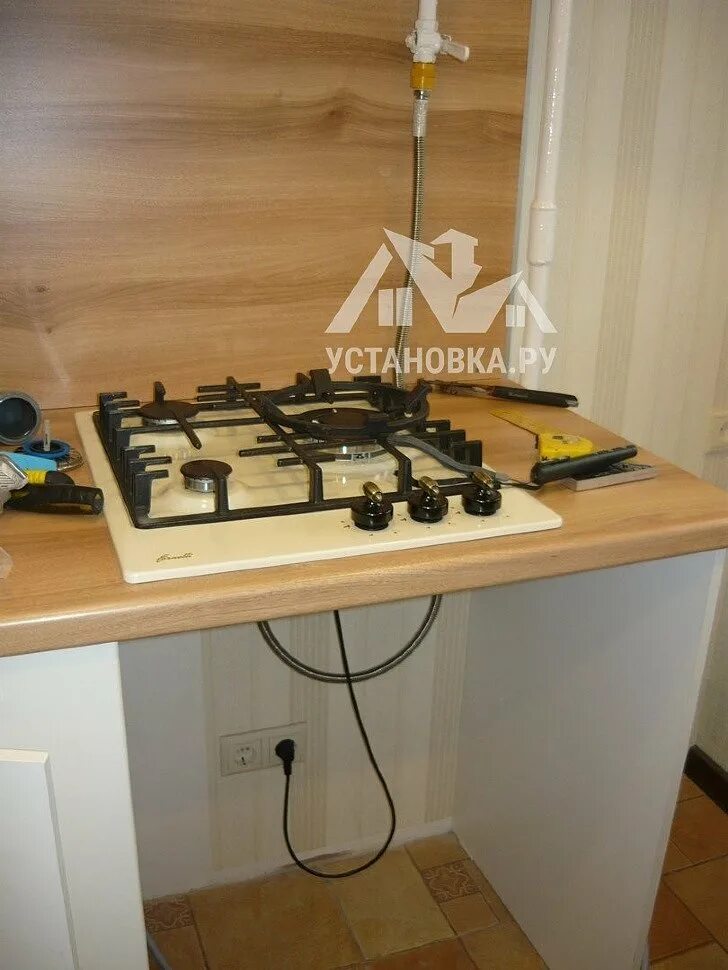 Подключение газовой варочной панели в столешницу Установить газовую варочную панель Fornelli PGT 45 ADAMELLO IV - цена: 7350 руб.
