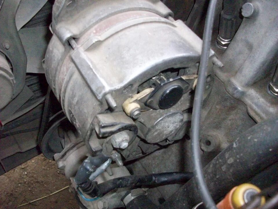 Подключение генератора ауди 80 б3 Замена щёток генератора - Audi 80 (B3), 1,8 л, 1987 года электроника DRIVE2