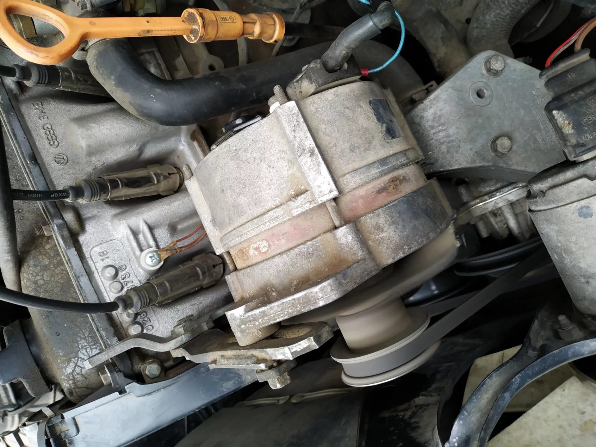 Подключение генератора ауди 80 б3 Замена генератора на оригинальный - Audi 80 (B3), 1,8 л, 1989 года запчасти DRIV