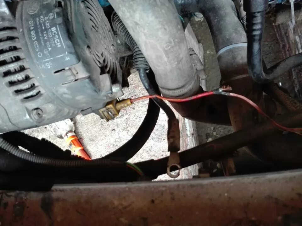 Подключение генератора vw Генератор и оторванный провод, прошу помощи - Volkswagen Transporter T4, 1998 го