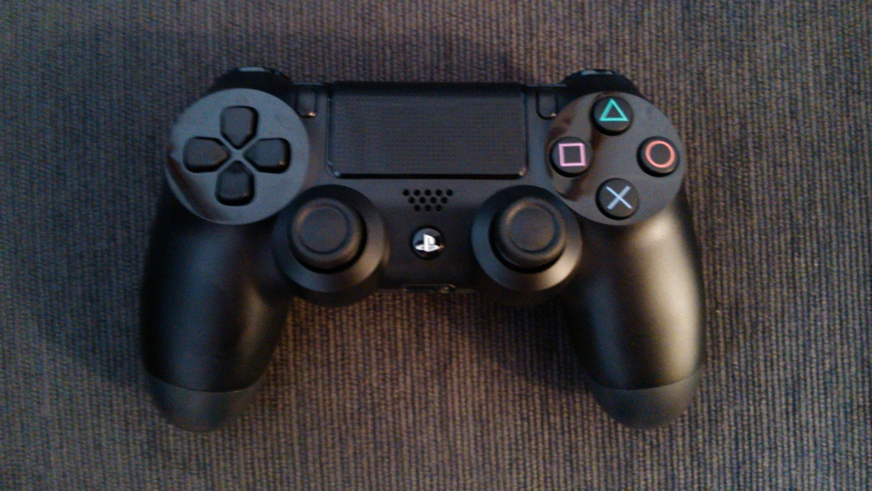 Подключение геймпада к пс 4 Датотека:DualShock 4 2013-12-13 23-57.jpg - Википедија