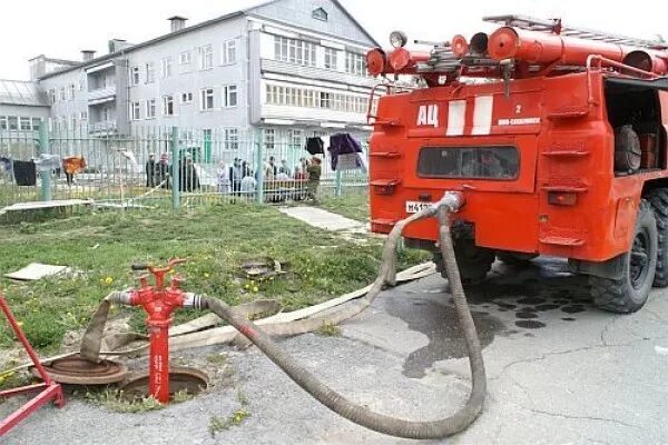 Подключение гидранта к пожарной машине Вакуумные системы центробежных насосов, применяемые пожарными