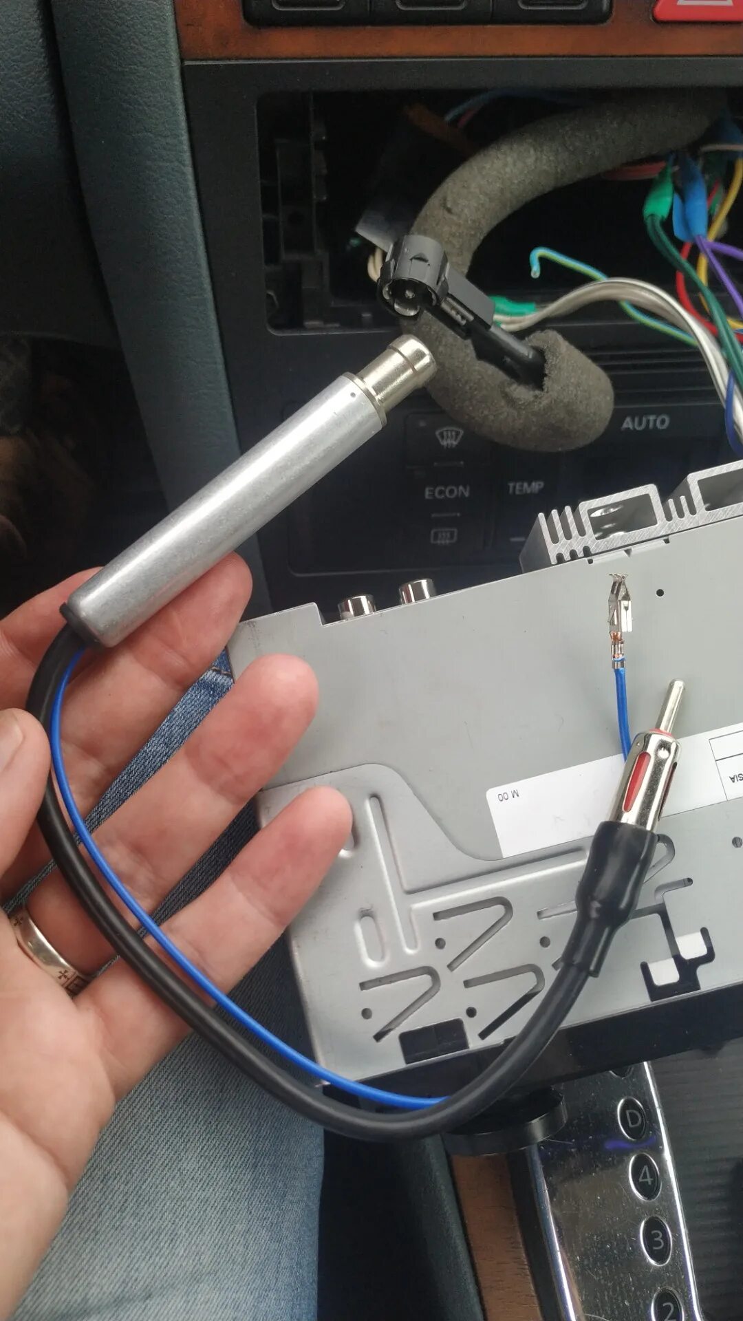 Подключение gps антенны к магнитоле Антенный адаптер. - Audi A4 (B5), 2,4 л, 1999 года автозвук DRIVE2