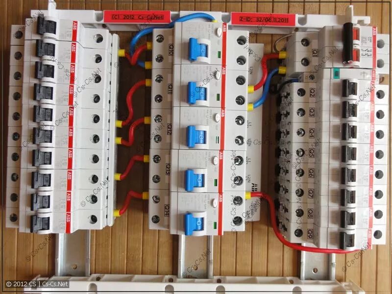 Подключение гребенки к автоматам в щитке Сборка щитков: оптом! / Разные технологии на марше! - CS-CS.Net: Лаборатория Эле