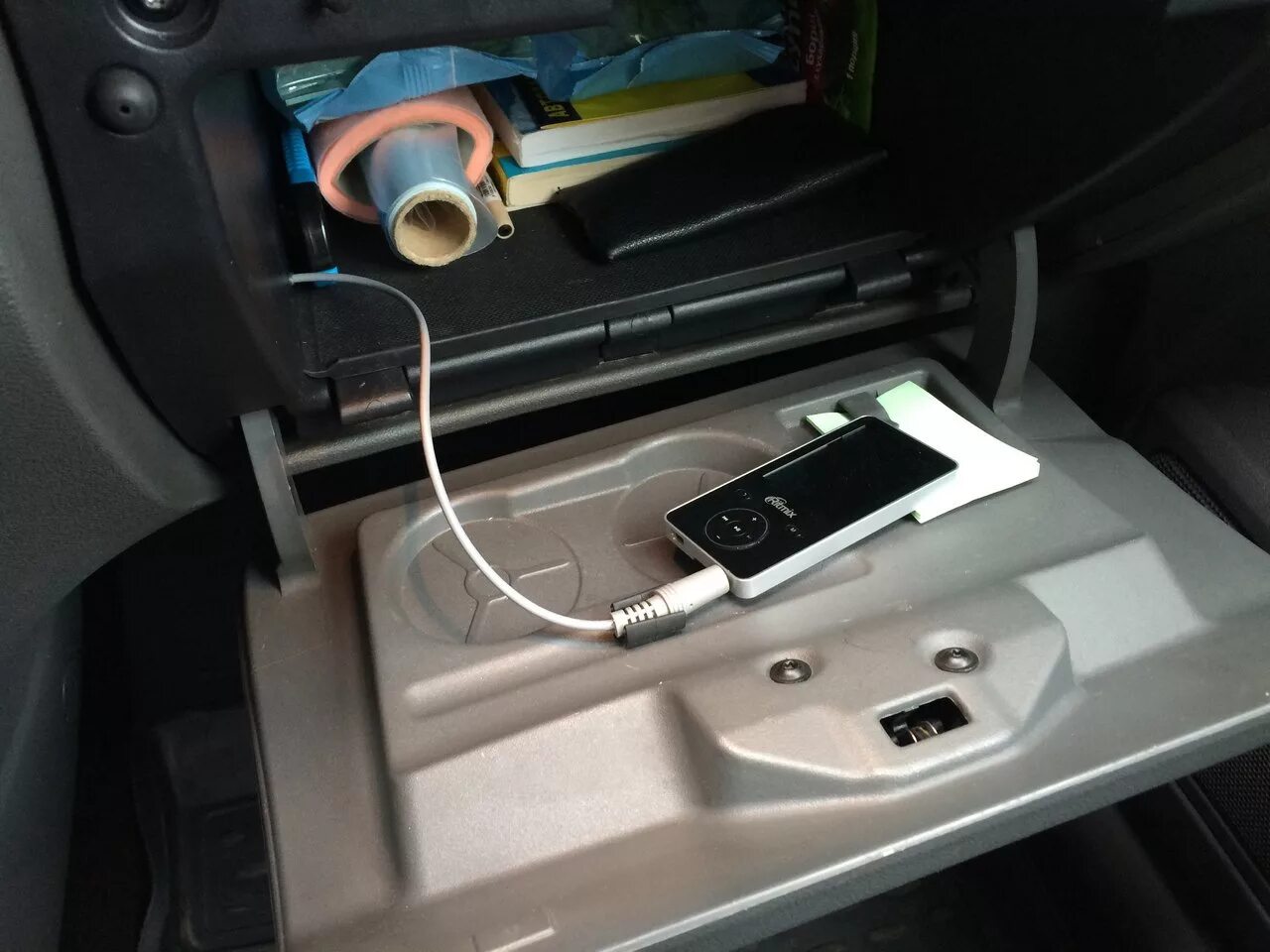 Подключение ipod focus 3 Интерьер* Очередная переделка AUX. - Ford Focus II Hatchback, 1,6 л, 2010 года а