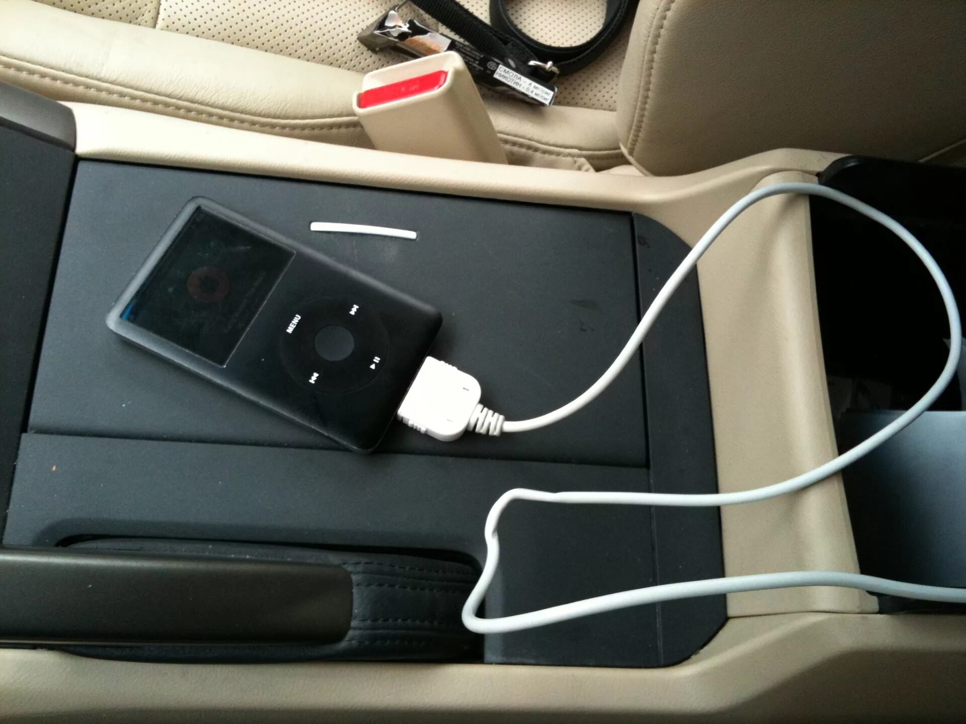 Подключение ipod focus 3 iPod или 80гб музыки в машине - Acura TSX (2G), 2,4 л, 2010 года автозвук DRIVE2