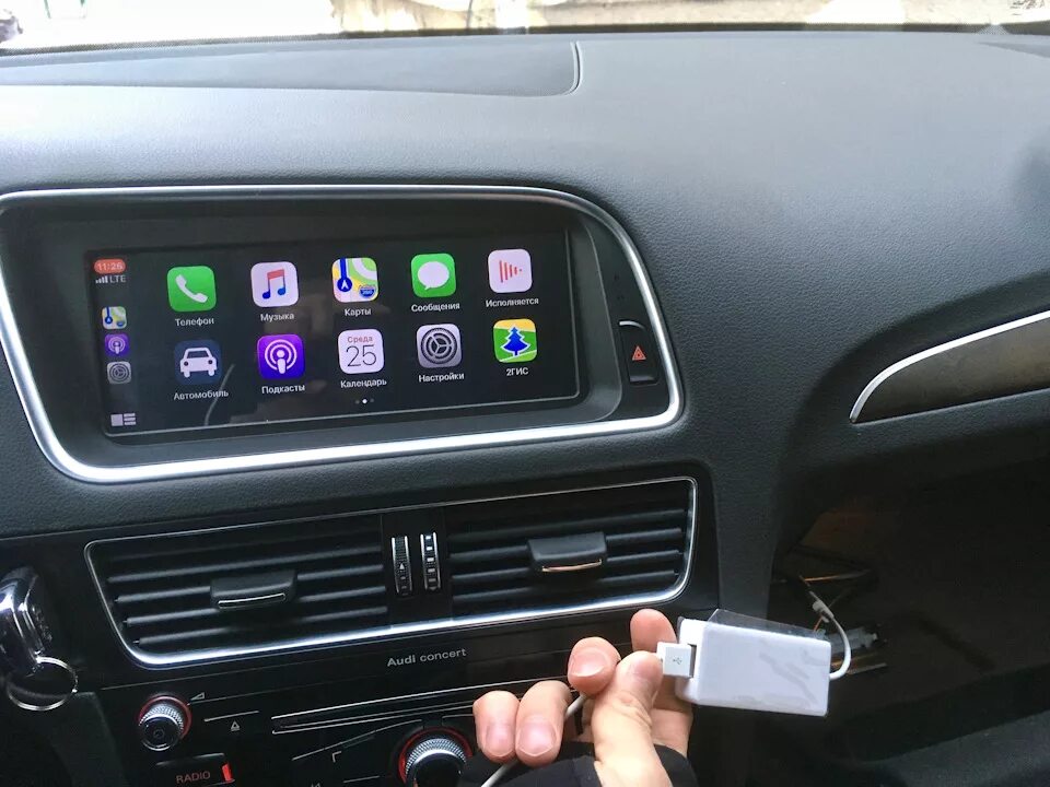 Подключение к carplay без провода Магнитола, камеры, видеорегистратор, карплей, ЕЛМ - Audi Q5 (1G), 2 л, 2015 года