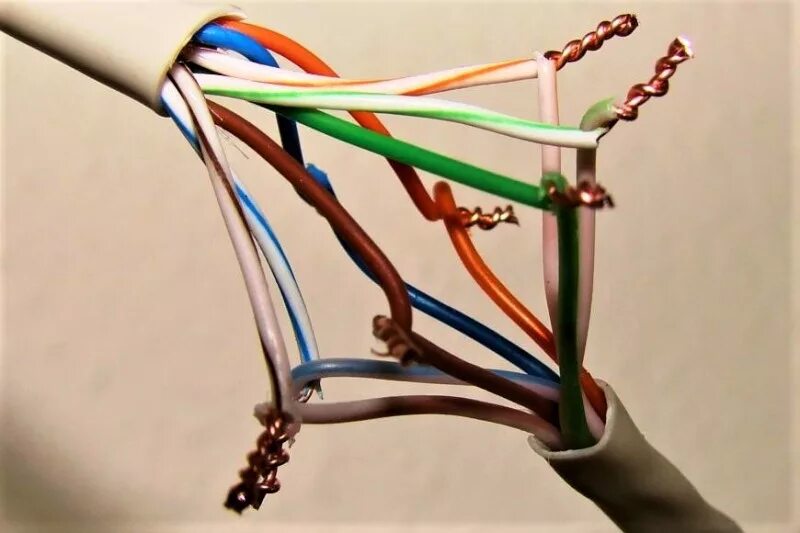 Подключение кабеля фото RJ45 муфта/соединитель. Полезная? мелочь занедорого.