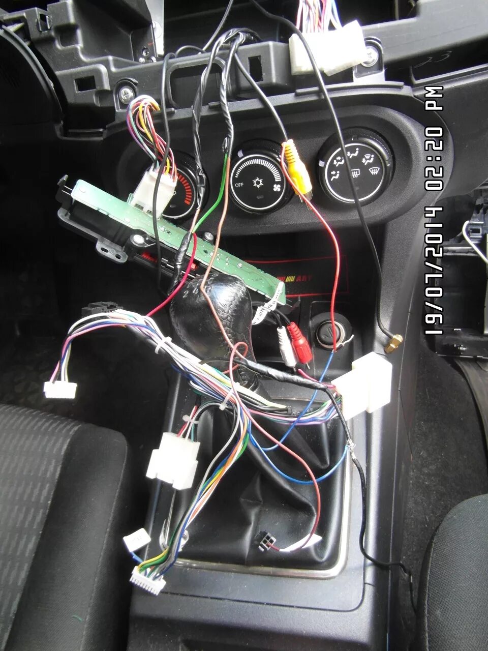 Installation of standard rear view camera on Mitsubishi Lancer X