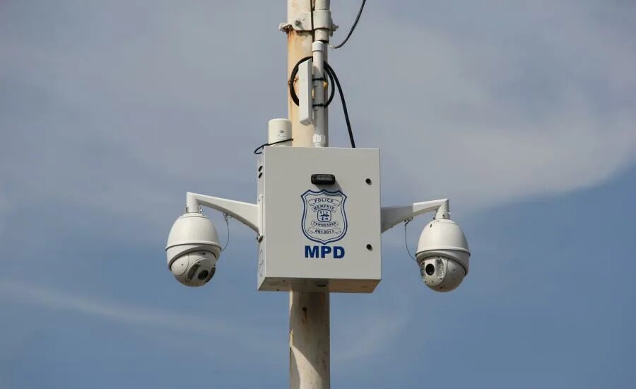 Подключение камеры на столбе Memphis Police Department Combines Traditional and Unconventional Surveillance t